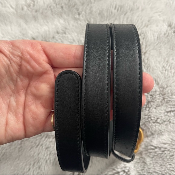 Gucci Black Belt with Gold Double G Buckle - Picture 10 of 15